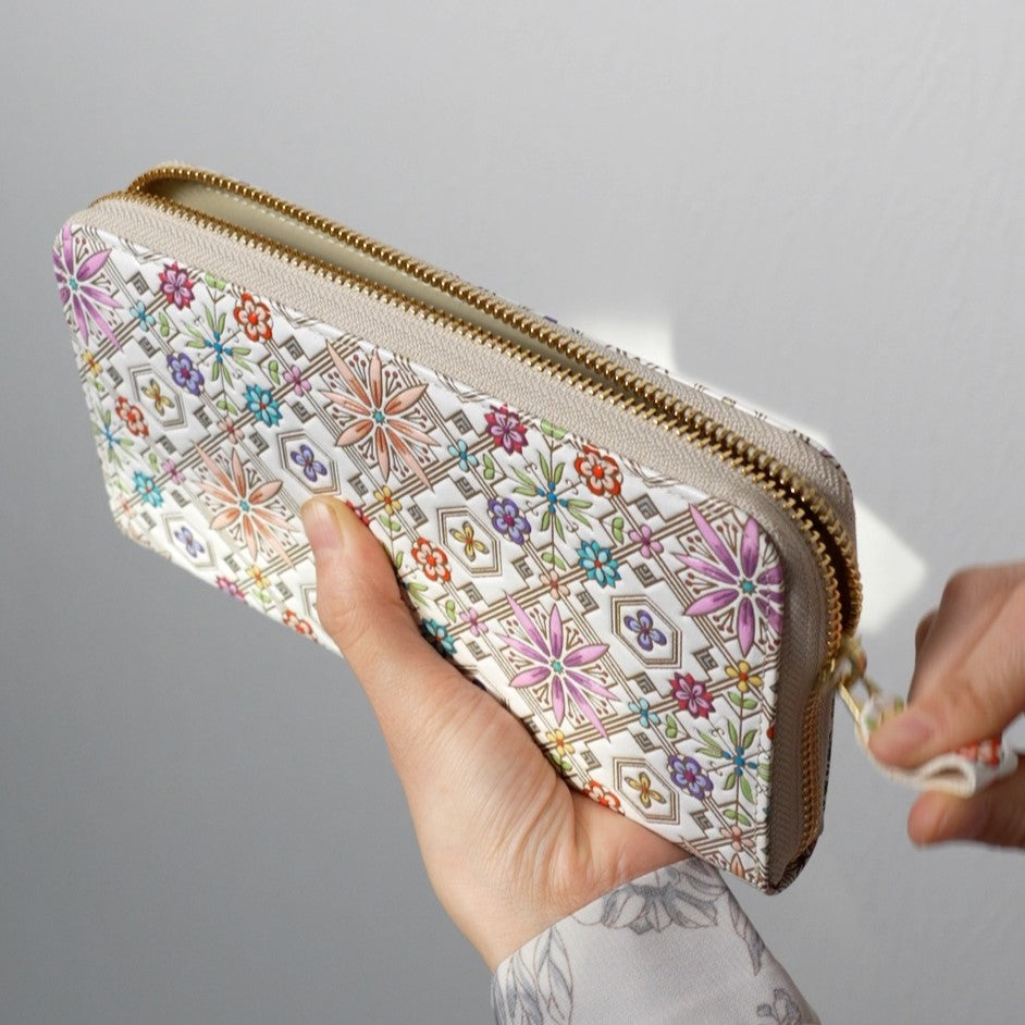 U-shaped Zipper Long Wallet Hanabishi