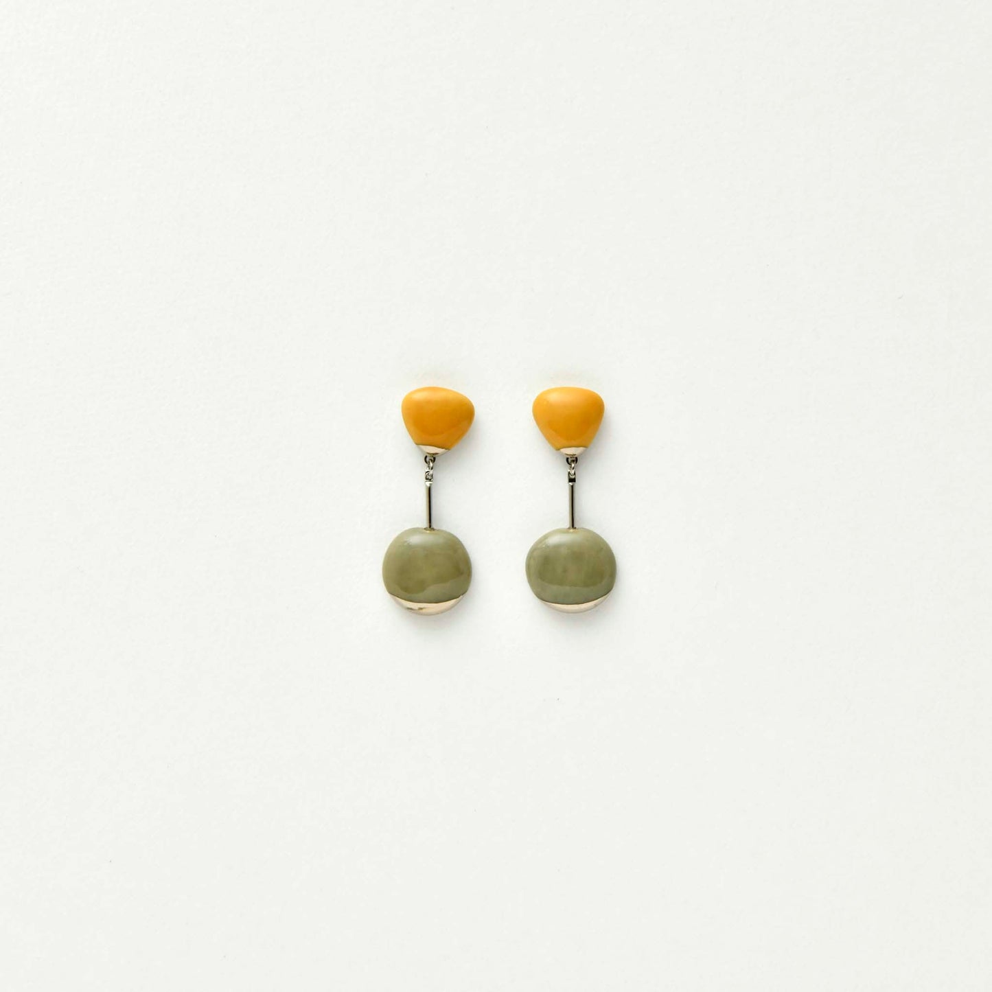 ARITAYAKI Petit mobile Earrings/ Ear Jewelry (Made in Japan)