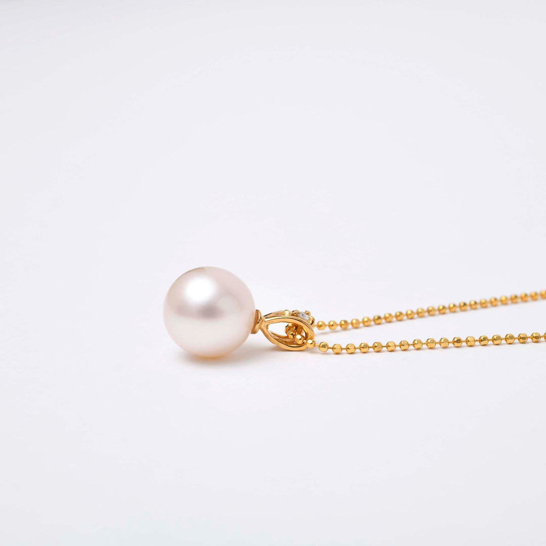 Akoya pearl 9mm bead pendant 1 diamond