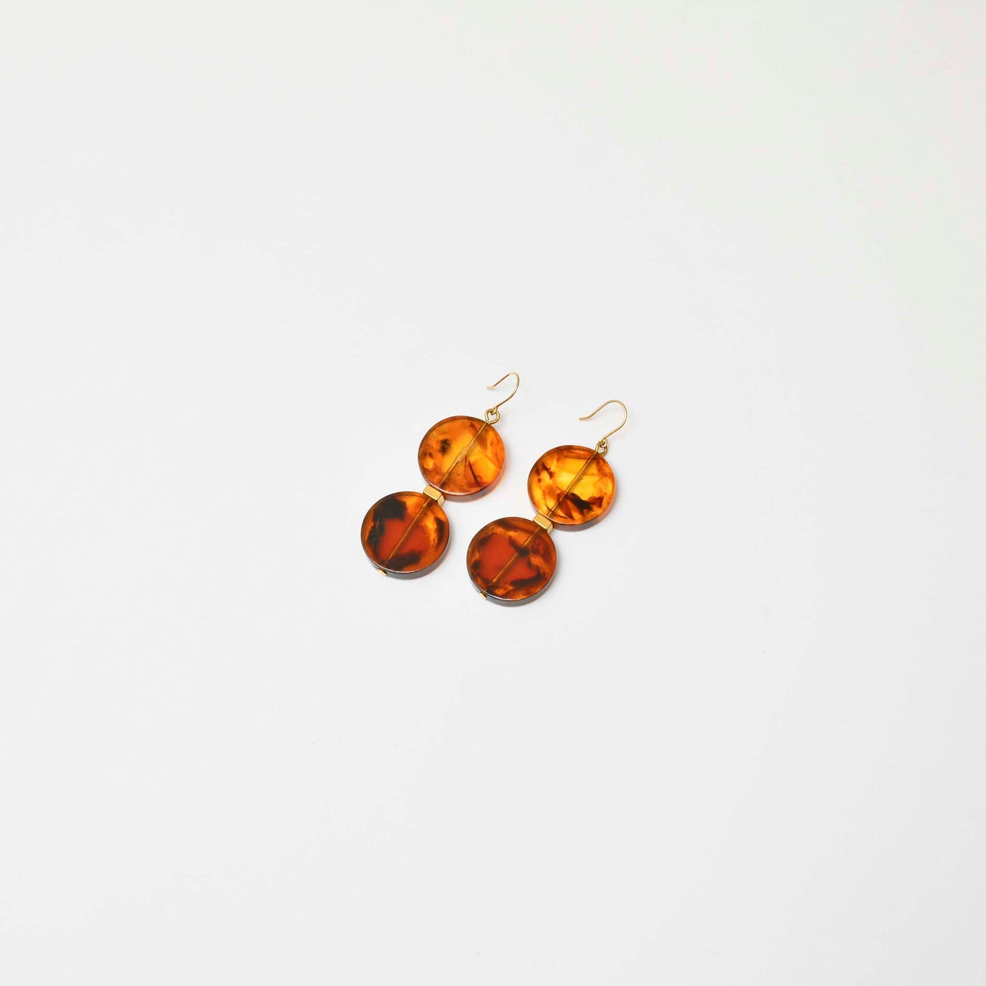 【Amberlogue】Amber Circle Plate Earrings (Made in Japan, Iwate)