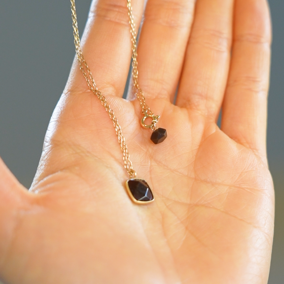 【Amberlogue】Amber Square Necklace (Made in Japan, Iwate)