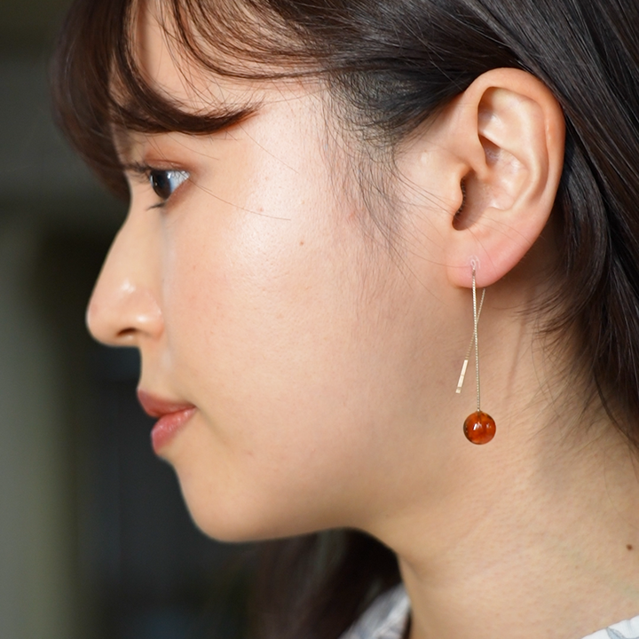 【Amberlogue】Amber Ball-shaped Earrings (Made in Japan, Iwate)