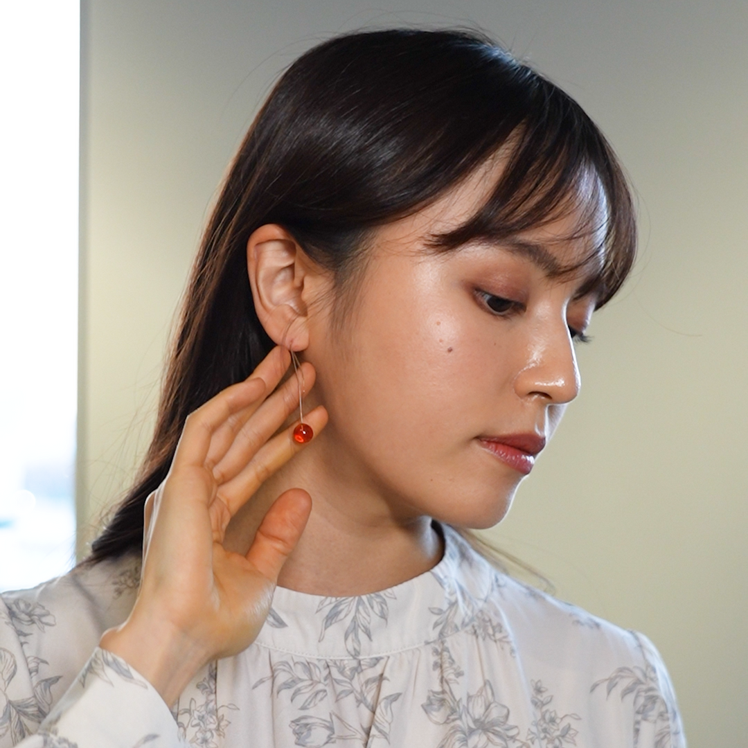 【Amberlogue】Amber Ball-shaped Earrings (Made in Japan, Iwate)