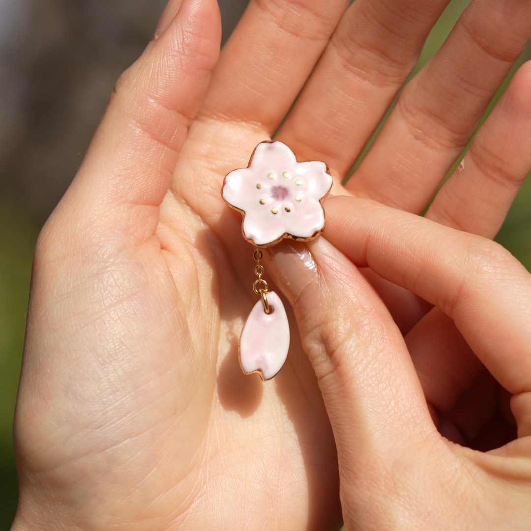 ARITAYAKI 2-way Sakura Earrings (Made in Japan) – You.en