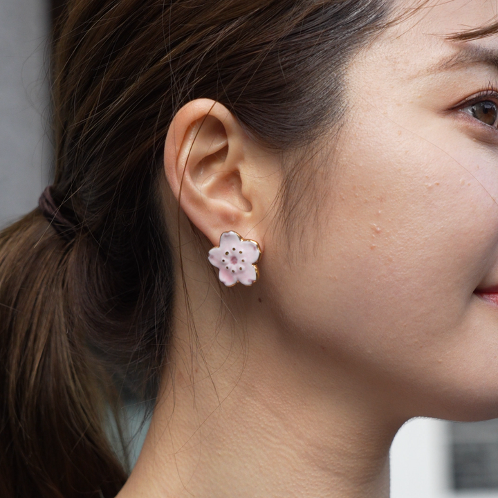 ARITAYAKI 2-way Sakura Earrings (Made in Japan)