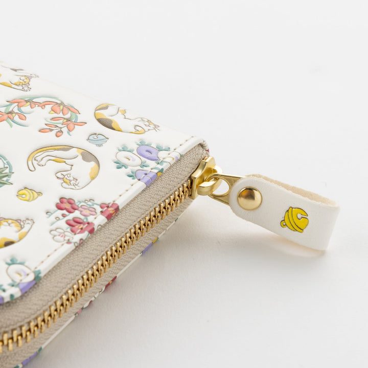 Asakusa Bunko U-shaped Zipper Long Wallet (Cat pattern)